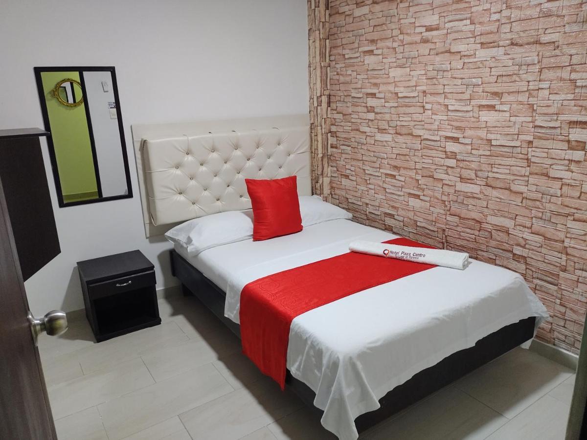 Hotel Plaza Centro Florencia  Exterior photo